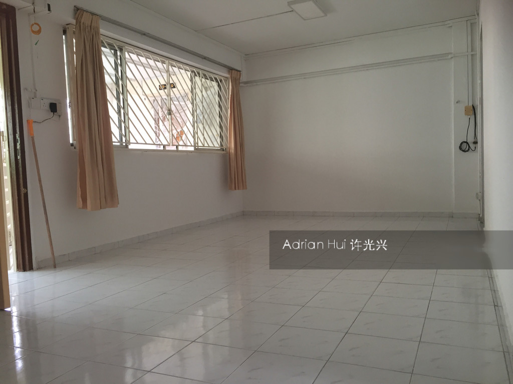 Yishun Street 72 thumbnail photo